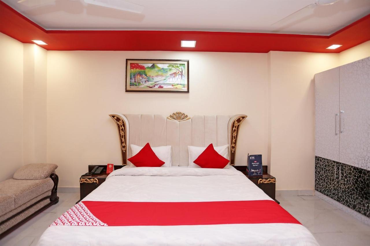 Oyo 23495 Hotel The Park Juhi Bari Eksteriør billede